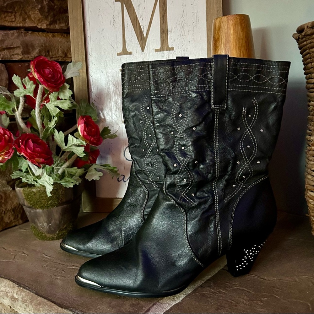 Dingo Black Studded Boots